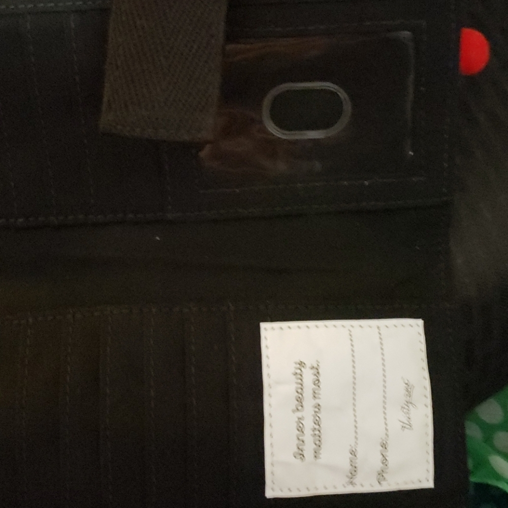 Wallet - Picture 2 of 6
